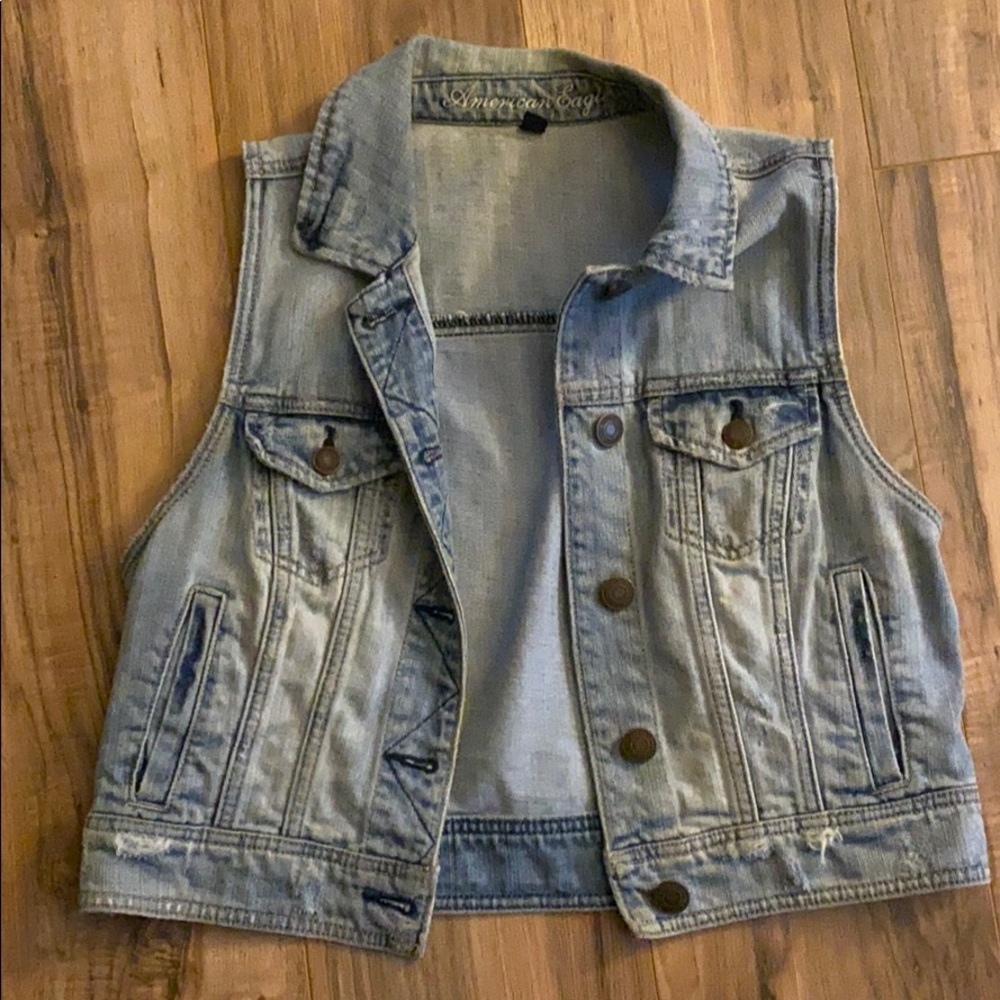Jean Vest